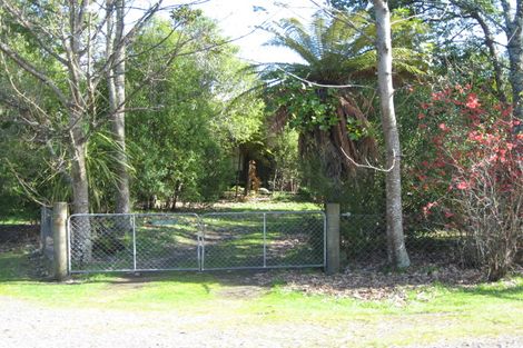 Photo of property in 27 Te Heuheu Parade, Tauranga Taupo, Turangi, 3382