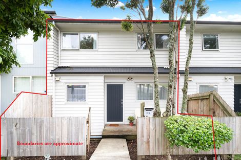 Photo of property in 55 Seymour Road, Sunnyvale, Auckland, 0612