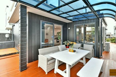 Photo of property in 13 Te Aparangi Road, Papakura, 2110