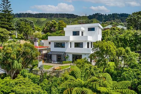 Photo of property in 17 Olivia Crescent, Tawa, Wellington, 5028