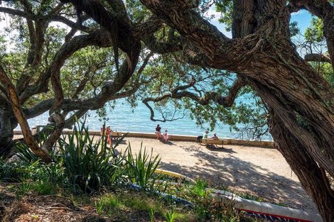 Photo of property in 1/7 The Promenade, Takapuna, Auckland, 0622