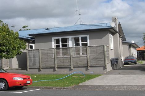 Photo of property in 28 Fourth Avenue, Tauranga, 3110