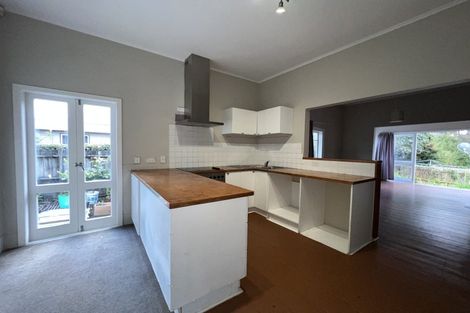 Photo of property in 1/73 Rosedale Road, Pinehill, Auckland, 0632