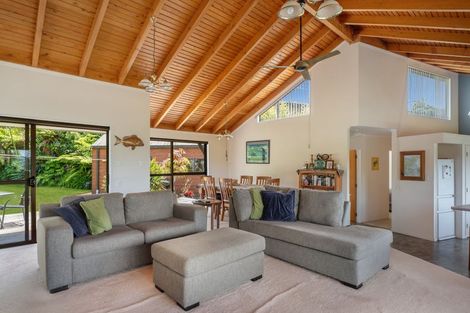 Photo of property in 28 Centennial Drive, Whitianga, 3510