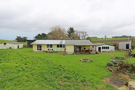 Photo of property in 852 Upper Kina Road, Oaonui, Opunake, 4681