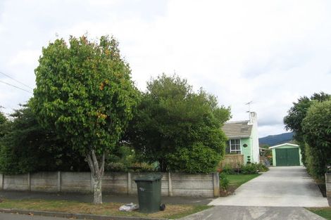Photo of property in 8 Massey Street, Elderslea, Upper Hutt, 5018