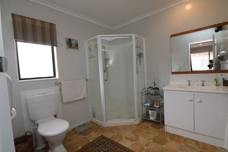 Photo of property in 5 Frances Street, Foxton, 4814