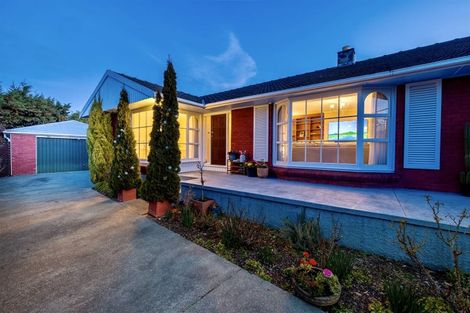 Photo of property in 6 Deepdale Street, Burnside, Christchurch, 8053