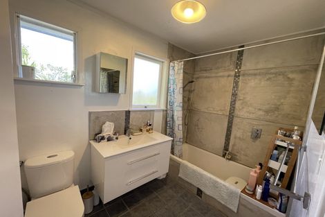 Photo of property in 6 Hartley Terrace, Massey, Auckland, 0614