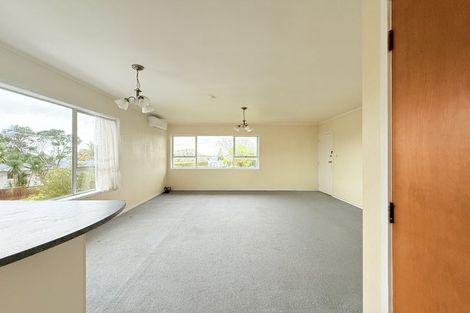 Photo of property in 1/4 Illana Place, Ranui, Auckland, 0612