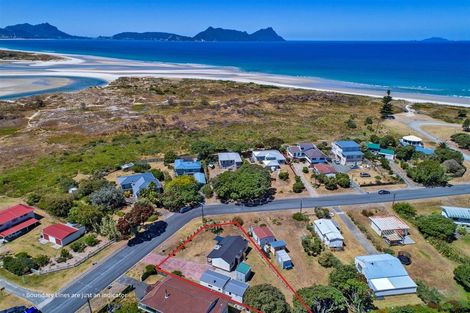 Photo of property in 52 Bream Bay Drive, Ruakaka, 0116