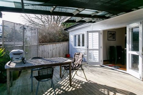 Photo of property in 14 Pipi Street, Two Mile Bay, Taupo, 3330