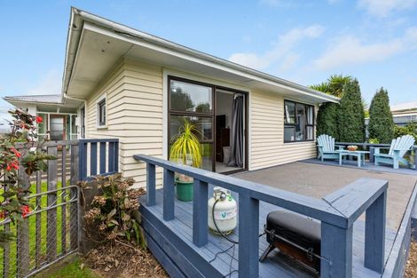 Photo of property in 17 Watene Crescent, Waitara, 4320