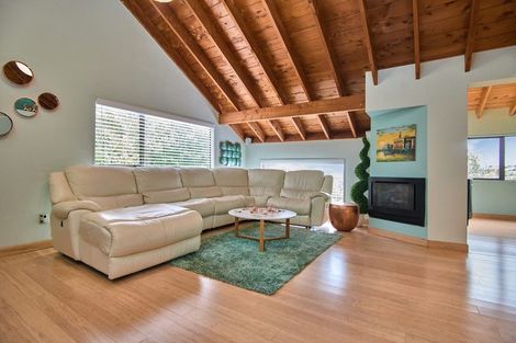 Photo of property in 32 Moorgreen Heights, Torbay, Auckland, 0630