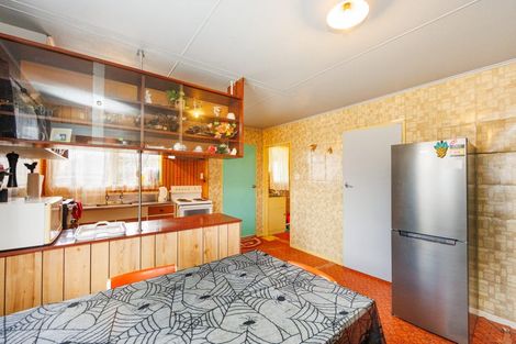 Photo of property in 34 Rhodes Drive, Kelvin Grove, Palmerston North, 4414