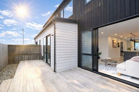 Photo of property in 4 Lords Way, Silverdale, 0932