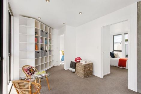 Photo of property in 3 Merivale Lane, Merivale, Christchurch, 8014