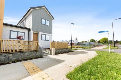 Photo of property in 35 Otuwairoa Esplanade, Opaheke, 2113