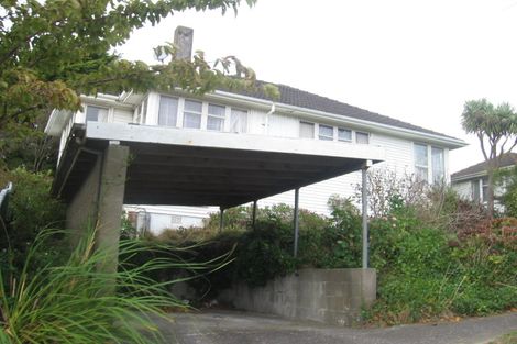Photo of property in 8 Maher Place, Ranui, Porirua, 5024