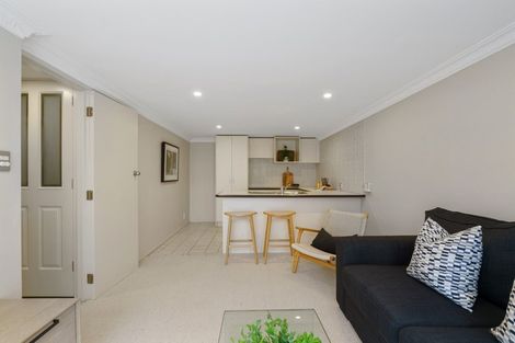 Photo of property in 61 Quadrant Road, Onehunga, Auckland, 1061