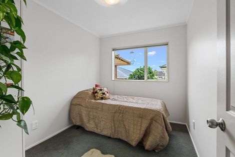 Photo of property in 2/41 Rishworth Avenue, Stanmore Bay, Whangaparaoa, 0932