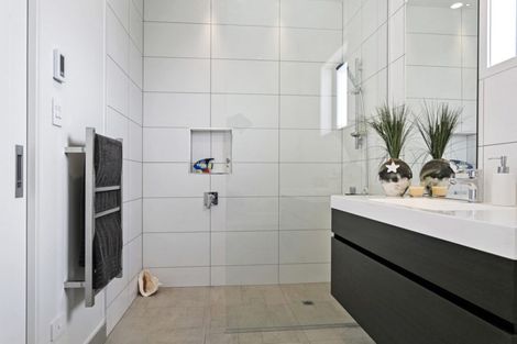 Photo of property in 8 Kotare Grove, Cambridge, 3434