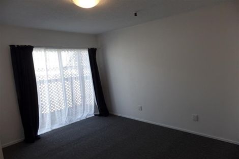 Photo of property in 14 Helena Street, Massey, Auckland, 0614