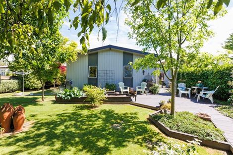 Photo of property in 7 Dampier Avenue, Awapuni, Palmerston North, 4412