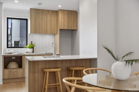 Photo of property in 22 Rauawa Lane, Hobsonville, 0616