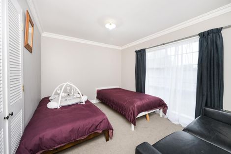 Photo of property in 6 Grange Place, Milson, Palmerston North, 4414