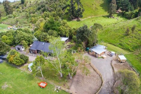 Photo of property in 275 Pohangina Road, Ashhurst, 4884