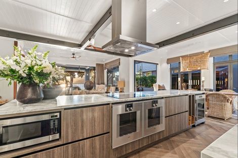 Photo of property in 10 Ida Way, Omaha, 0986