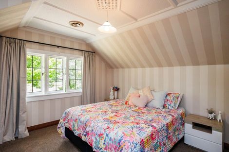 Photo of property in 11 Elmira Avenue, Hokowhitu, Palmerston North, 4410