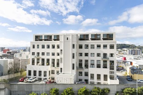 Photo of property in Augusta Apartments, 10/254 Willis Street, Te Aro, Wellington, 6011