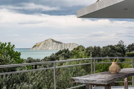 Photo of property in 211 Harper Road, Waimarama, 4294