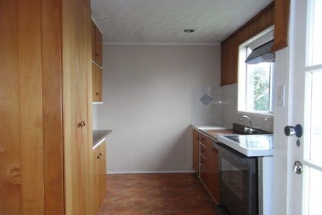 Photo of property in 397 Bucklands Beach Road, Bucklands Beach, Auckland, 2012