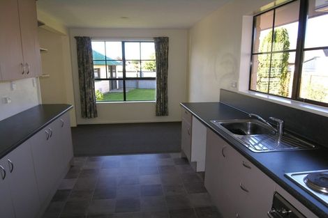 Photo of property in 137 Hawthornden Road, Avonhead, Christchurch, 8042