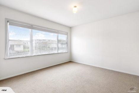 Photo of property in 1/40 Rosebank Road, Avondale, Auckland, 1026