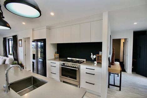 Photo of property in 3 Awatea Drive, Whitianga, 3510