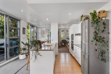 Photo of property in Maison Apartments, 111/16 Huron Street, Takapuna, Auckland, 0622