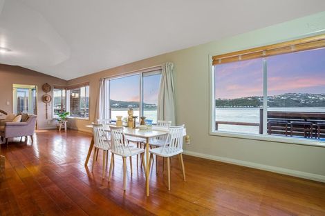 Photo of property in 14a Trevor Terrace, Paremata, Porirua, 5024