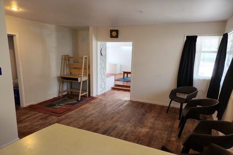 Photo of property in 27 Andrew Road, Howick, Auckland, 2010