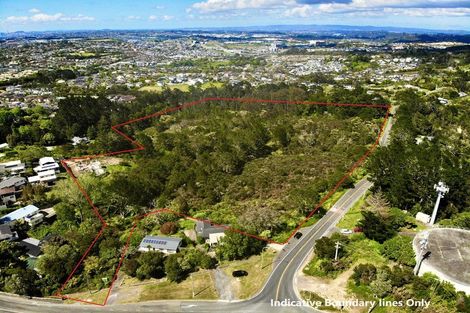 Photo of property in 9 Lonely Track Road, Fairview Heights, Auckland, 0630