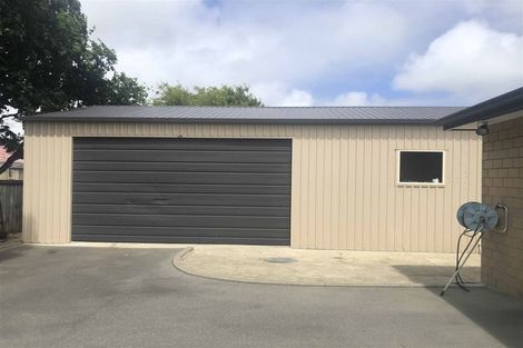 Photo of property in 18 Mauchline Street, Wallacetown, 9816