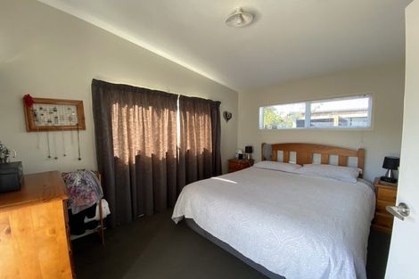 Photo of property in 38 Oxford Street, Fairfield, Hamilton, 3214