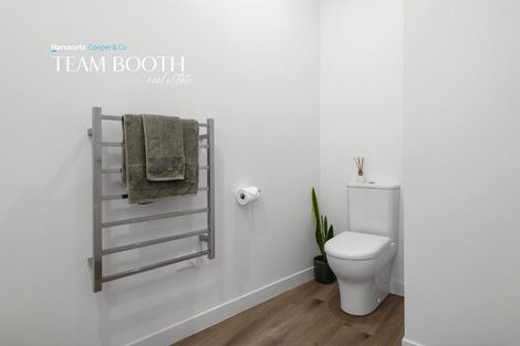 Photo of property in 8/1 Genevieve Lane, Hobsonville, Auckland, 0616