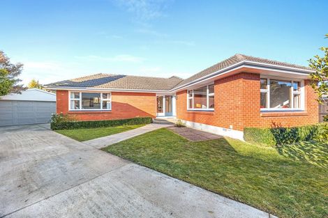 Photo of property in 15 Rochford Place, Bryndwr, Christchurch, 8052