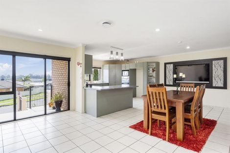Photo of property in 79 Waterside Drive, Pyes Pa, Tauranga, 3112