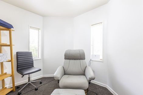 Photo of property in 85 Waterloo Crescent, Hokowhitu, Palmerston North, 4410