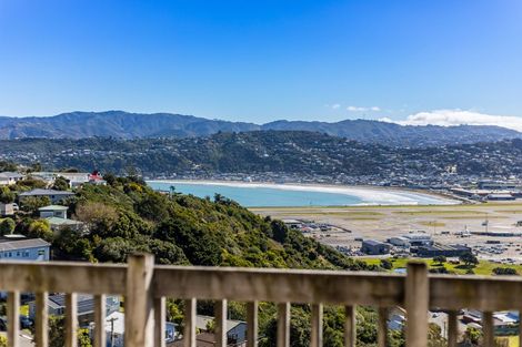 Photo of property in 13 Birkhall Grove, Strathmore Park, Wellington, 6022